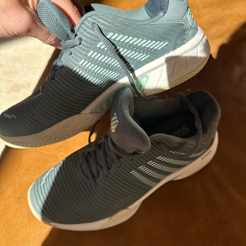 K-Swiss Women’s hypercourt express 2 tennis court shoes - 9.5